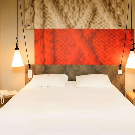Ibis Centre 3*
