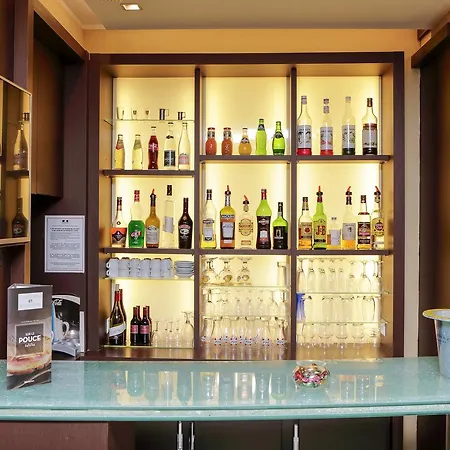 Ibis Centre 3*